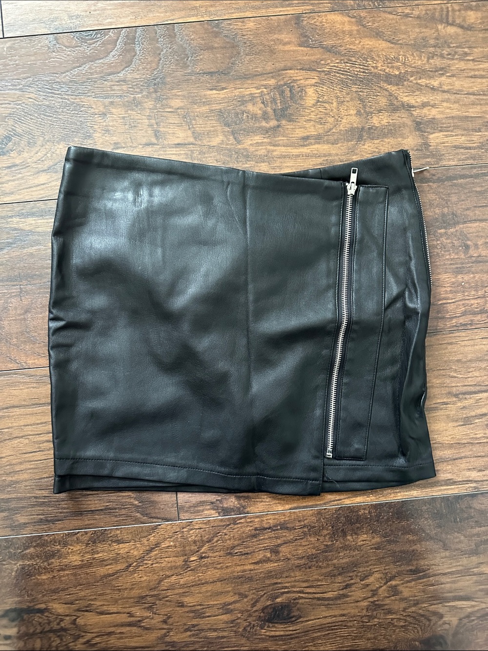 Lulu's Black Faux Leather Mini Skirt with Exposed Silver Zipper